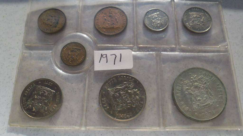 1971 UNC SET WITH SILVER R1
