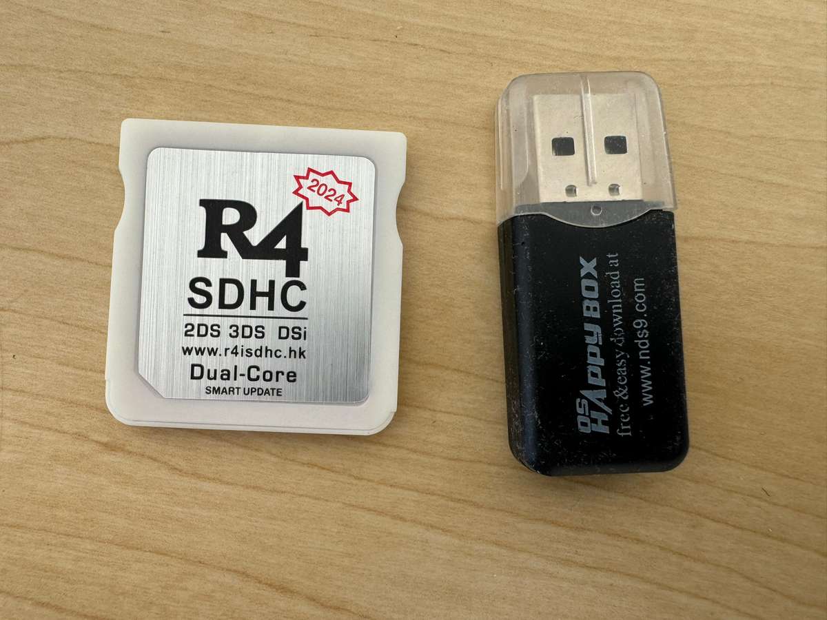 New R4 Dual-Core 2024 Cards (Nintendo DSi, 2DS, 3ds)