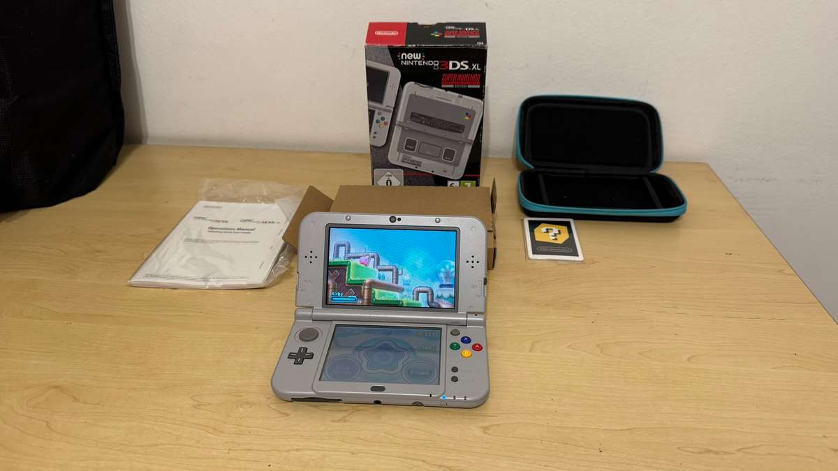New Nintendo 3DS XL Super Nintendo Entertainment System Edition (CIB)