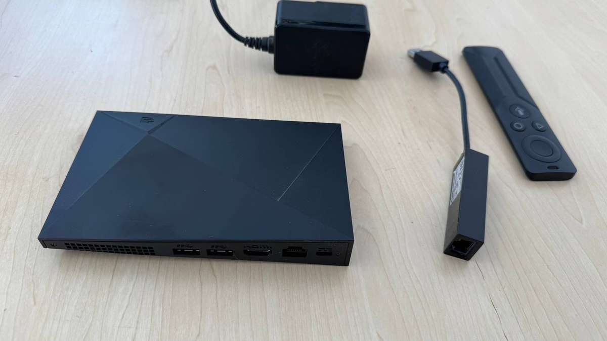 NVIDIA Shield TV (2017) 4K HDR Media Player (Faulty Onboard Ethernet - Includes USB LAN Dongle)
