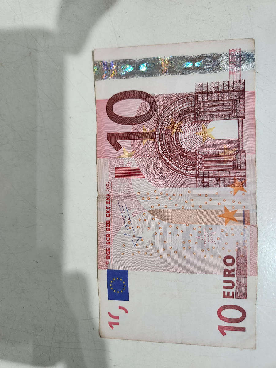 10 Euro note 2002 edition
