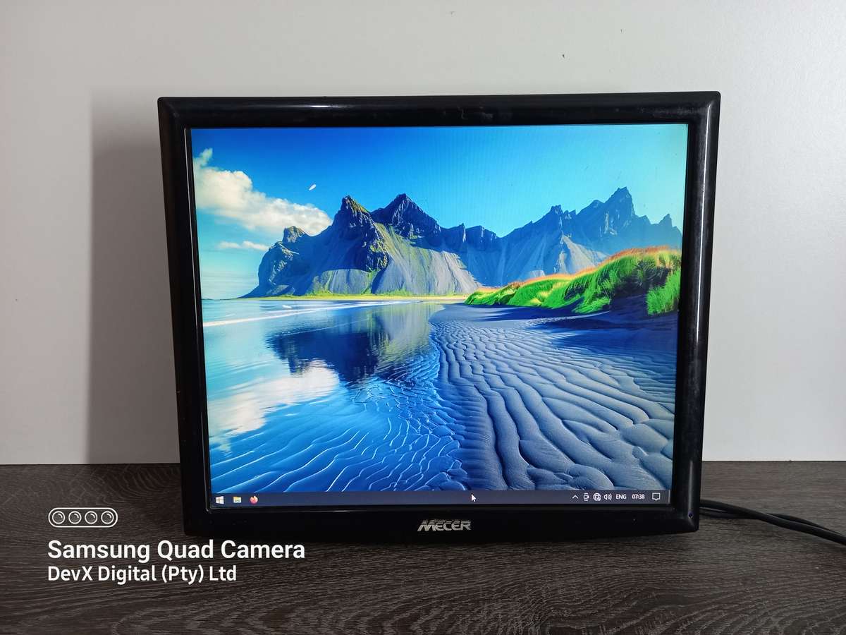 Verified Tested - 17-inch Mecer LCD Monitor - Perfect For CCTV And Wall Mounting - 1280 x 1024