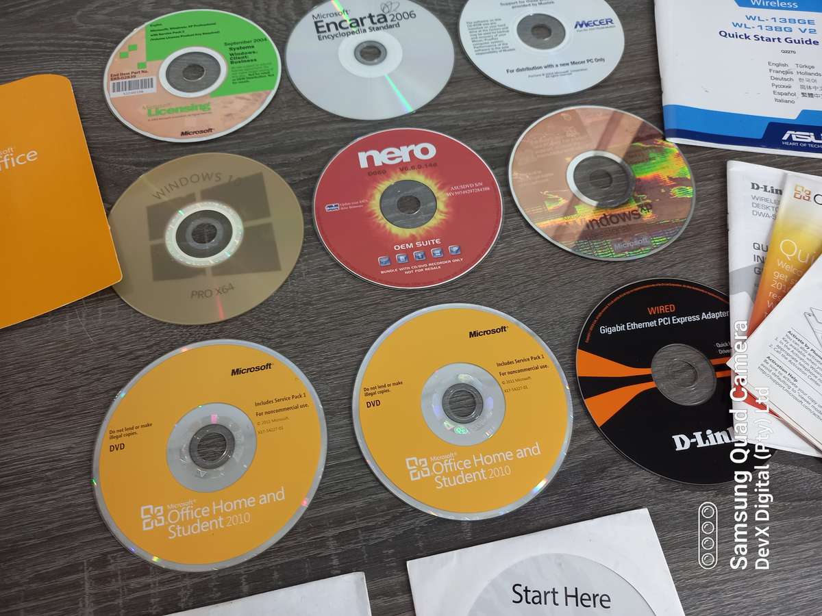 11 x Original Software Disks - Including Windows, Office & Drivers + More - Perfect For Collectors