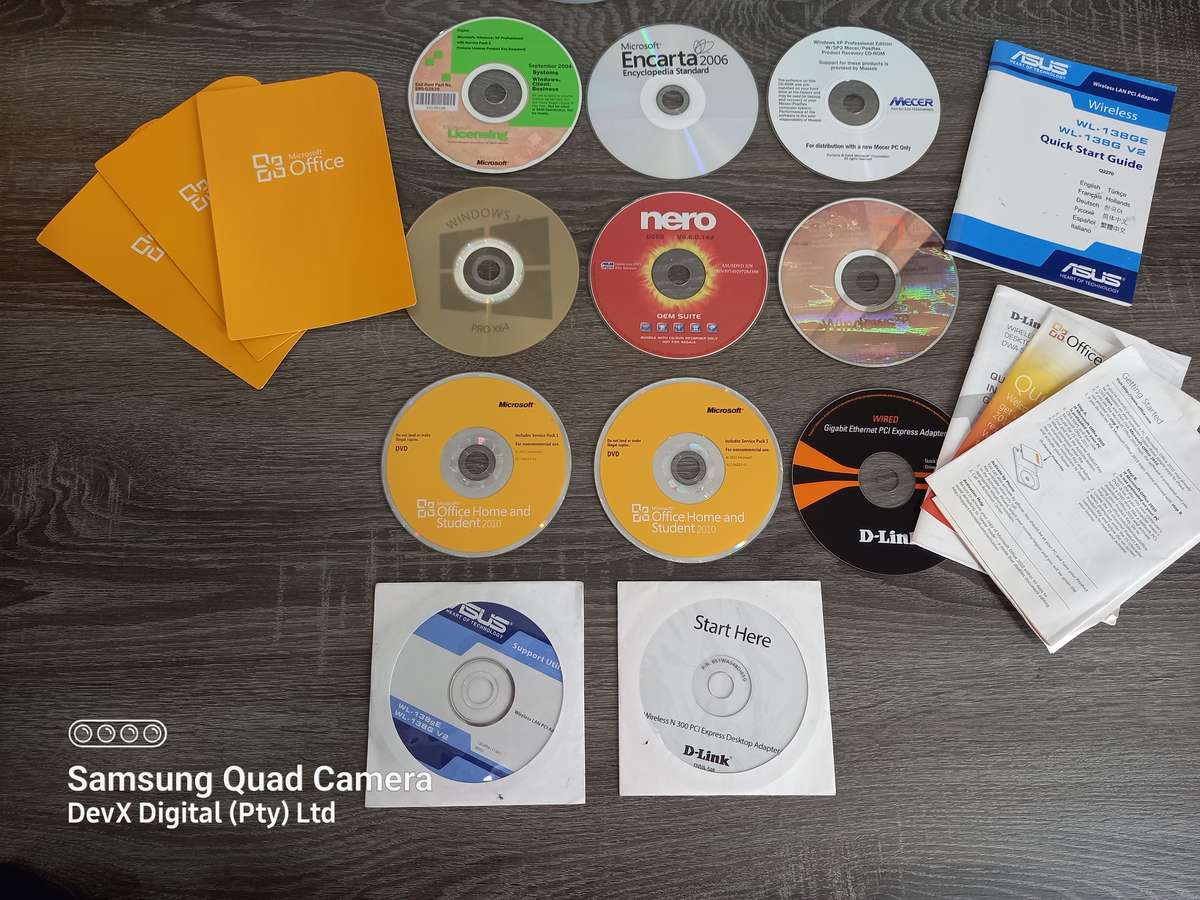 11 x Original Software Disks - Including Windows, Office & Drivers + More - Perfect For Collectors