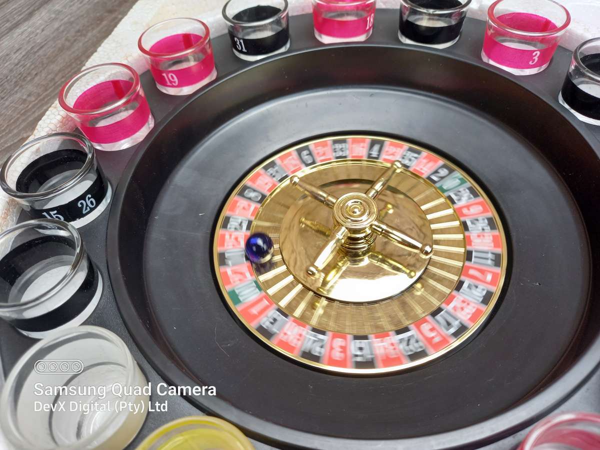 Roulette Drinking Game with 16 Shot Glasses - Complete Set in Box - Spins Smoothly - Perfect Gift