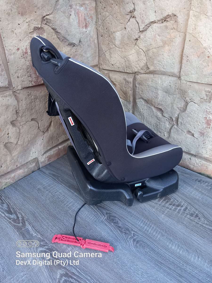 Black & Grey Little One Baby Car Seat - Safety & Comfort For Your Child