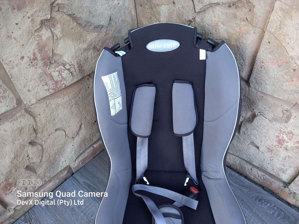 Black & Grey Little One Baby Car Seat - Safety & Comfort For Your Child