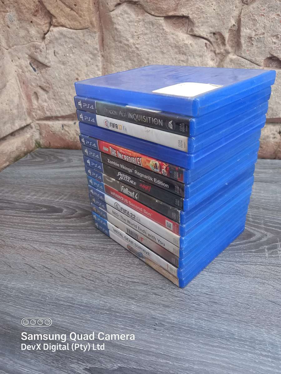 Empty PS4 Game Cases