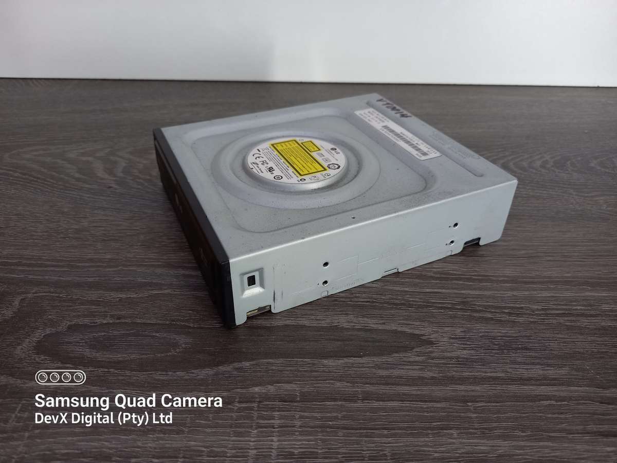 Verified Tested - LG DVD Writer - SATA Connection + FREE SATA Cable - All 6 Sides Photographed