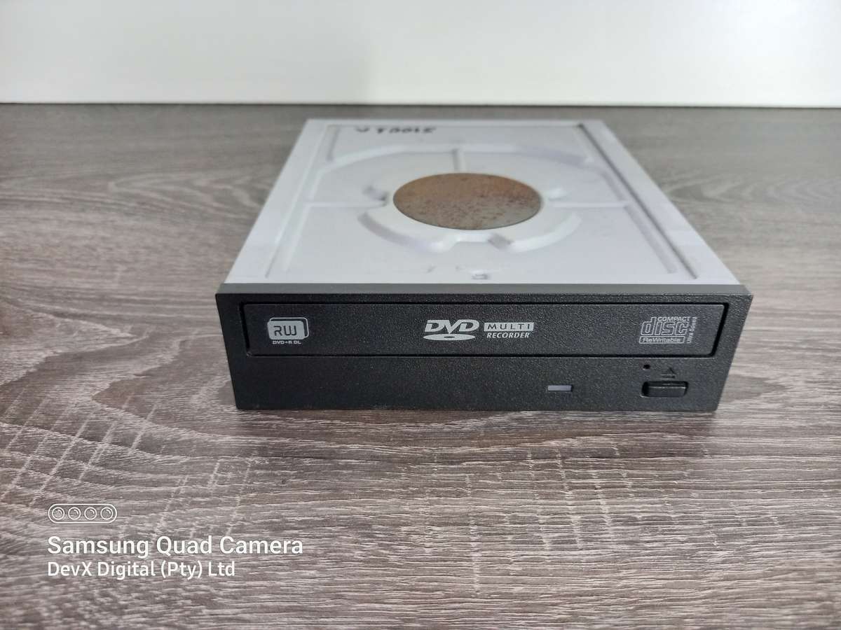 Verified Tested - Pioneer DVD Writer - SATA Connection + FREE SATA Cable - All 6 Sides Photographed