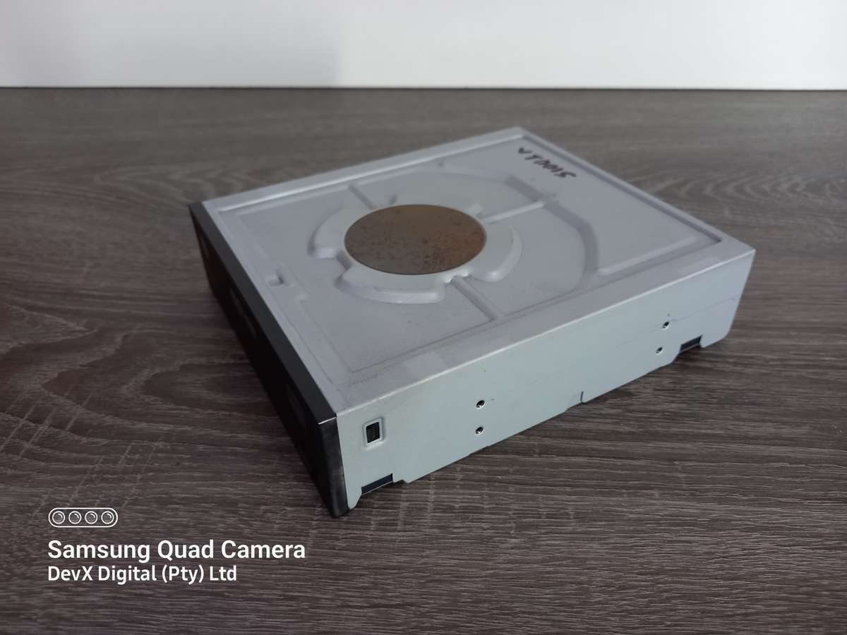 Verified Tested - Pioneer DVD Writer - SATA Connection + FREE SATA Cable - All 6 Sides Photographed