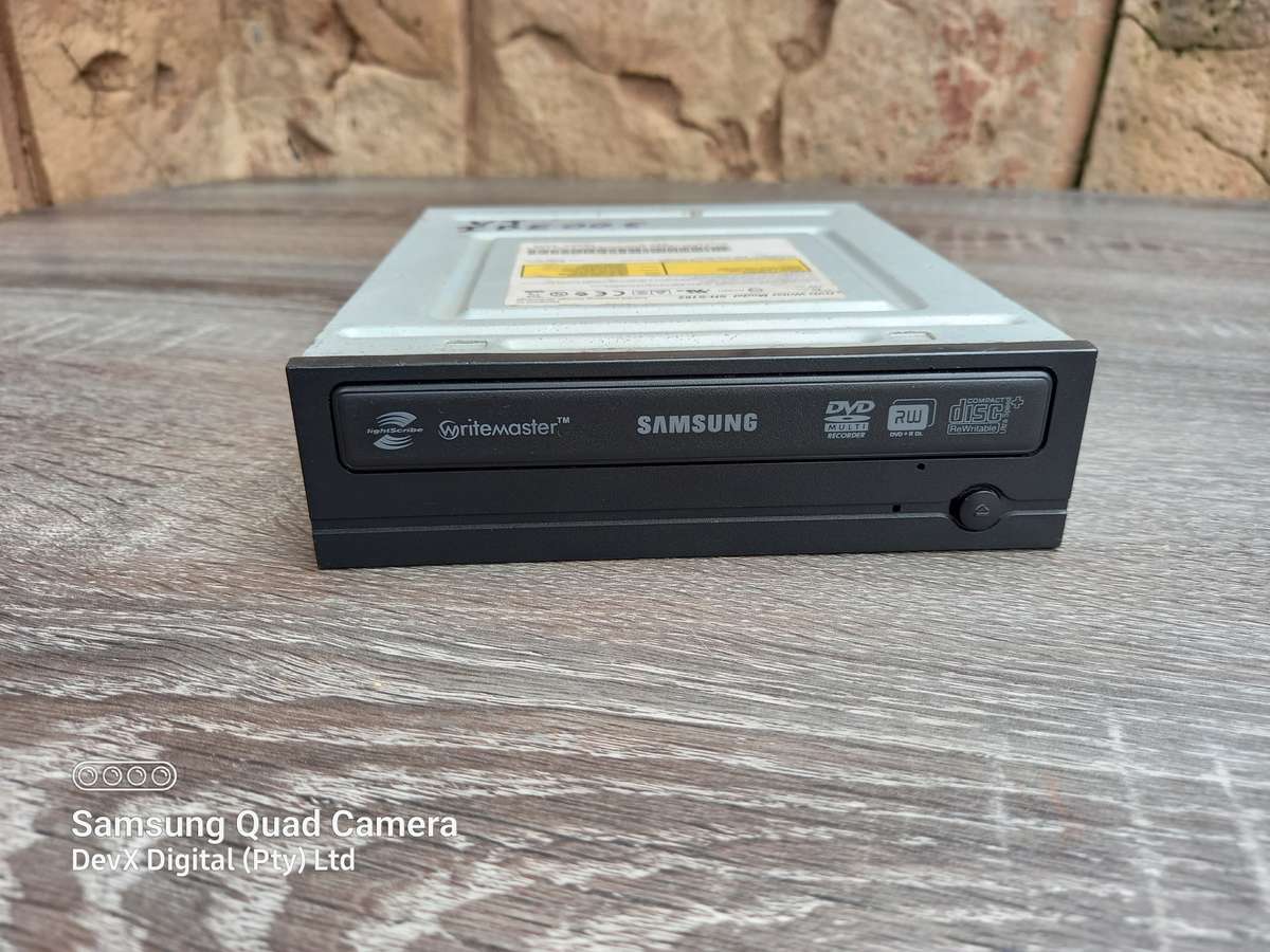 Verified Tested - Samsung LightScribe DVD Writer - IDE Connection + FREE IDE Cable