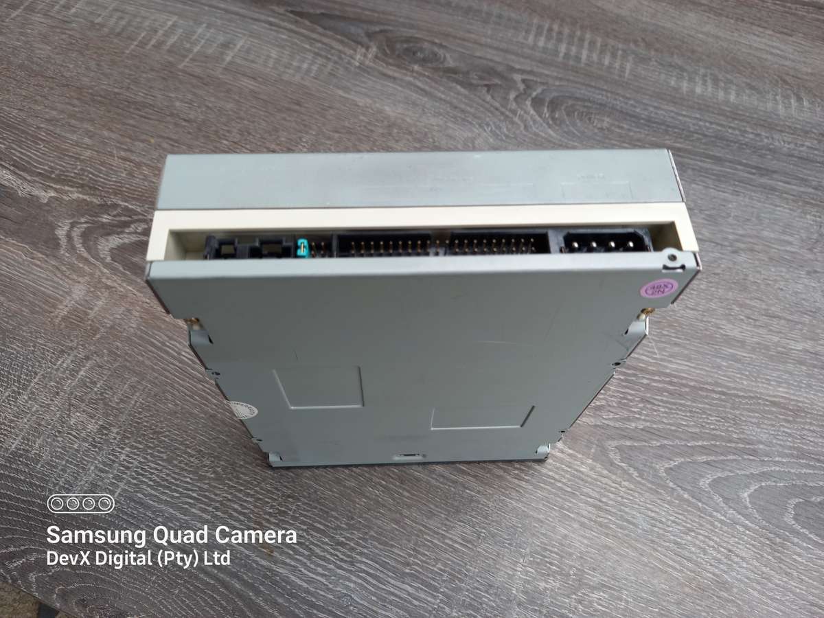 Verified Tested - Compaq CD-Rom Drive - IDE Connection + FREE IDE Cable - All 6 Sides Photographed