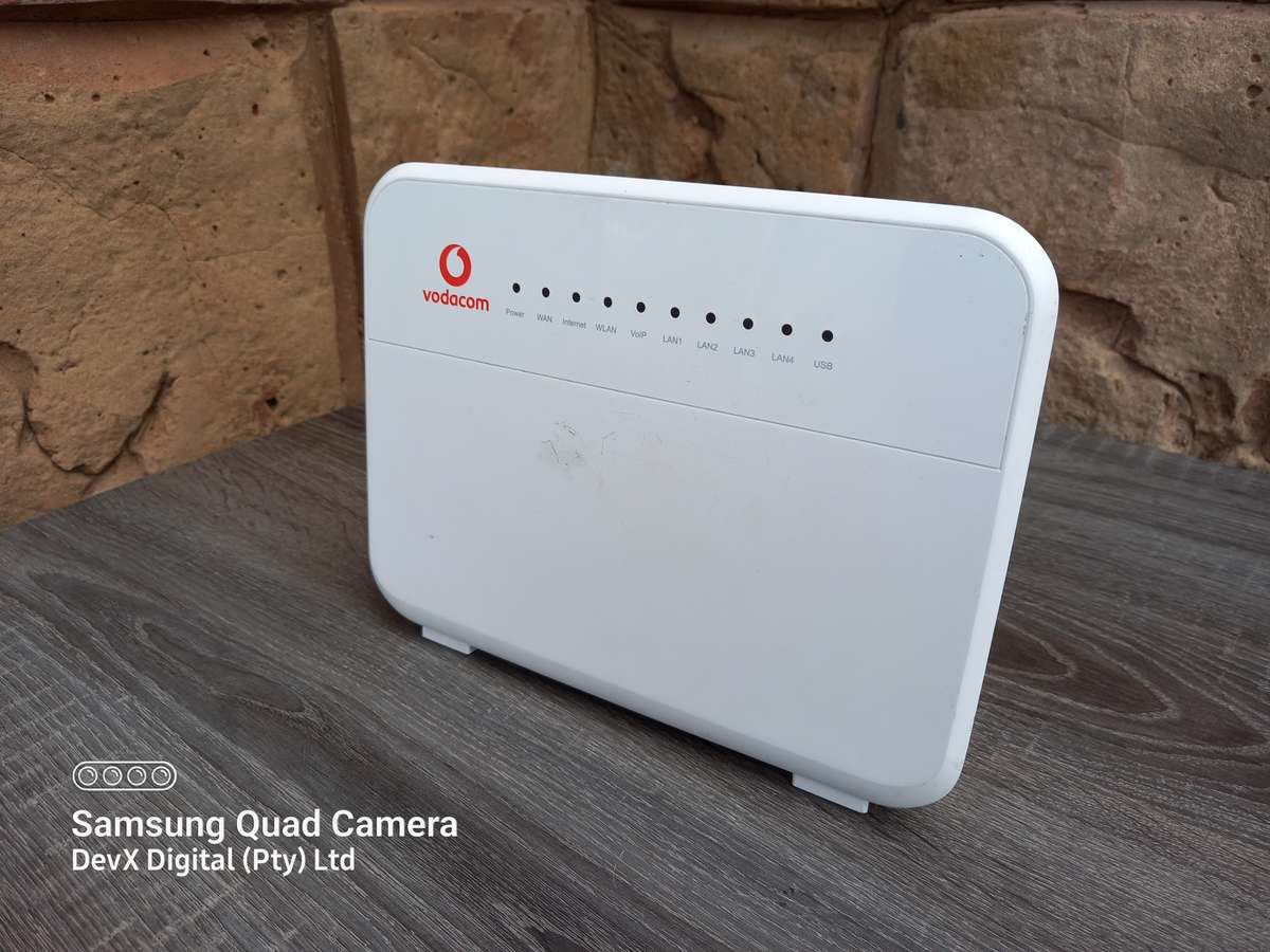 Verified Tested - Huawei HG659 Home Gateway Router - 4-ports - Connect Up-to 32 Devices