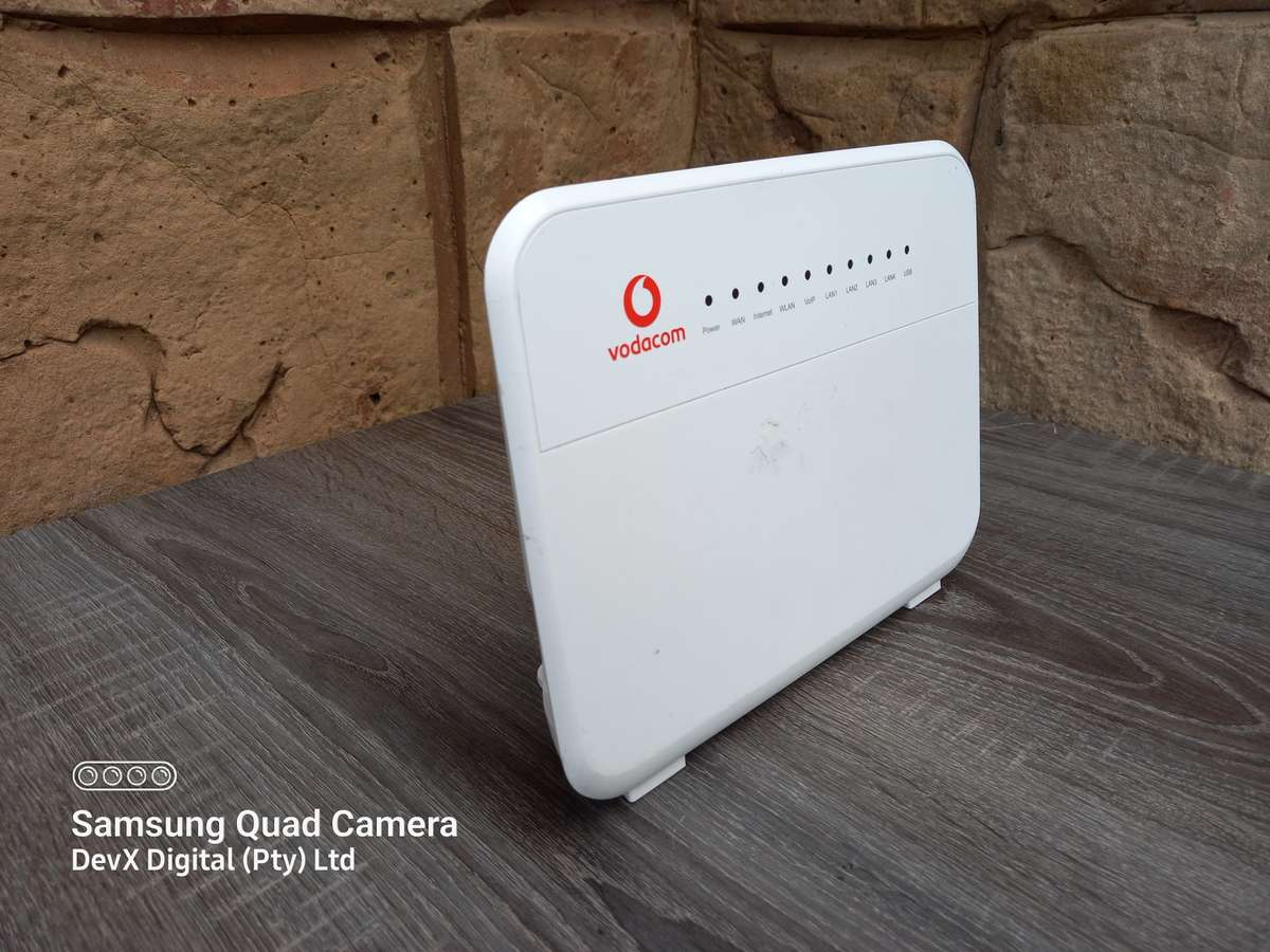 Verified Tested - Huawei HG659 Home Gateway Router - 4-ports - Connect Up-to 32 Devices