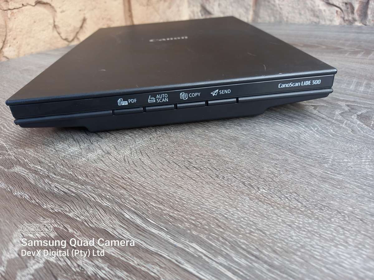 CanoScan LiDE 300 Scanner - Powers On, Scanner Activates, But Fails To Scan (Error Code)