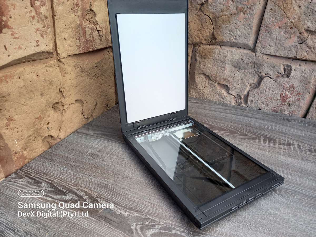 CanoScan LiDE 300 Scanner - Powers On, Scanner Activates, But Fails To Scan (Error Code)