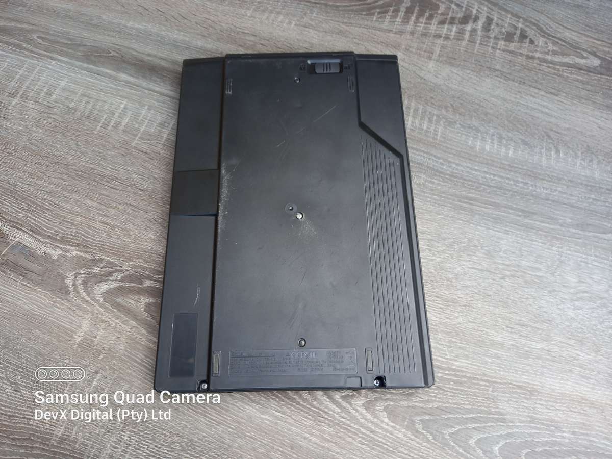 CanoScan LiDE 300 Scanner - Powers On, Scanner Activates, But Fails To Scan (Error Code)