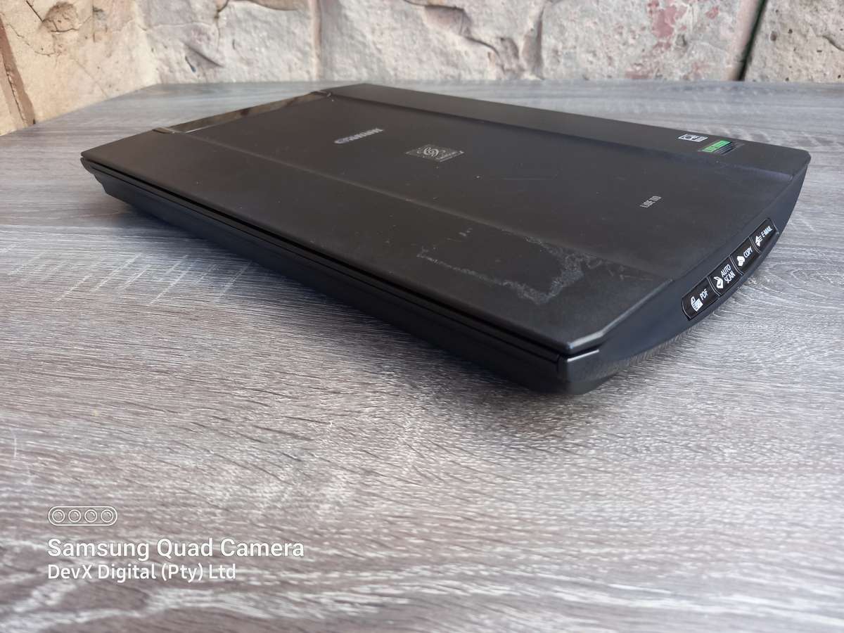 Verified Working - Canon CanoScan LiDe 110 Scanner - Includes Cable & Software - Scan Under 1 Minute