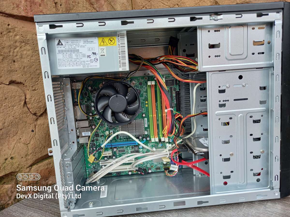 Verified Working - Acer Extensa E470 Computer Tower - Neat & Clean - 300W PSU - 4GB Ram - 80GB HDD