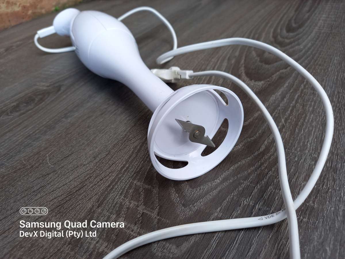 Massive 3-in-1 Kitchen Combo - Stick Blender, Can Opener & Knife Sharpener + FREE Glass Bowl!