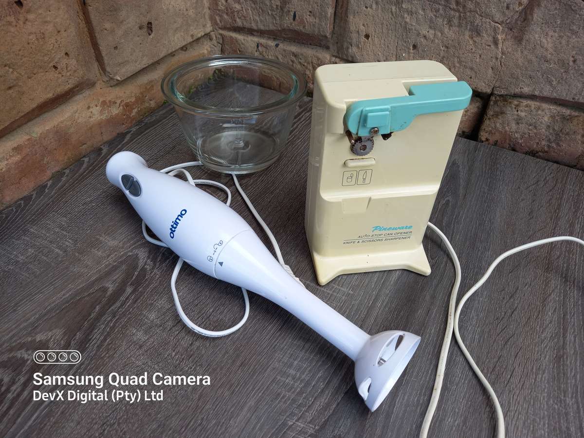 Massive 3-in-1 Kitchen Combo - Stick Blender, Can Opener & Knife Sharpener + FREE Glass Bowl!