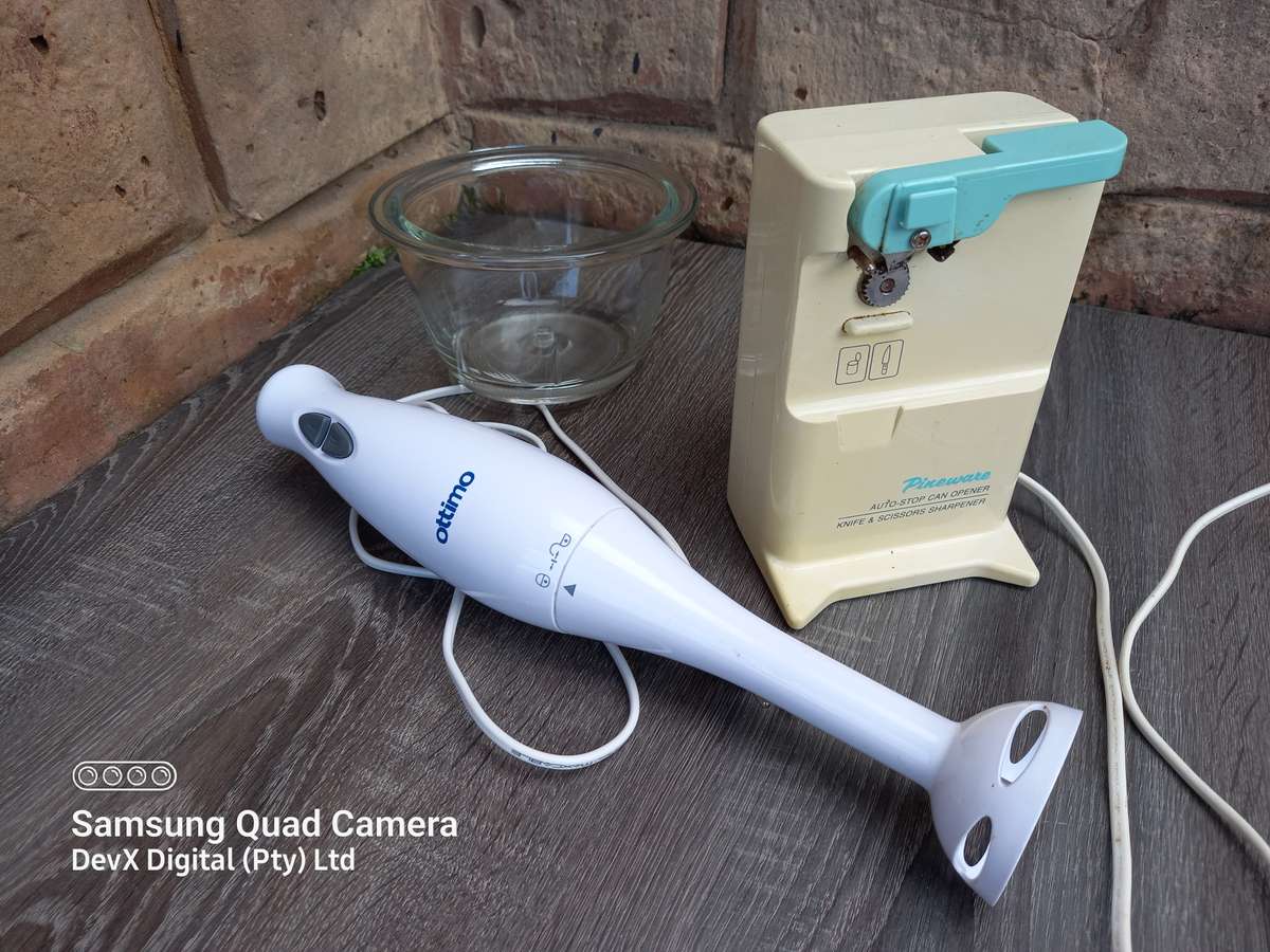 Massive 3-in-1 Kitchen Combo - Stick Blender, Can Opener & Knife Sharpener + FREE Glass Bowl!