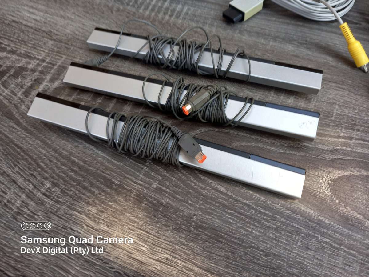 Verified Working! All-in-One Nintendo Accessories Pack - Power, RCA Cables & Sensor Bars - Tested