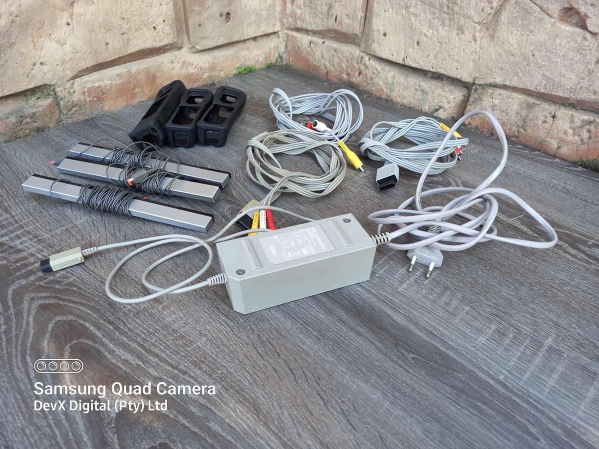 Verified Working! All-in-One Nintendo Accessories Pack - Power, RCA Cables & Sensor Bars - Tested