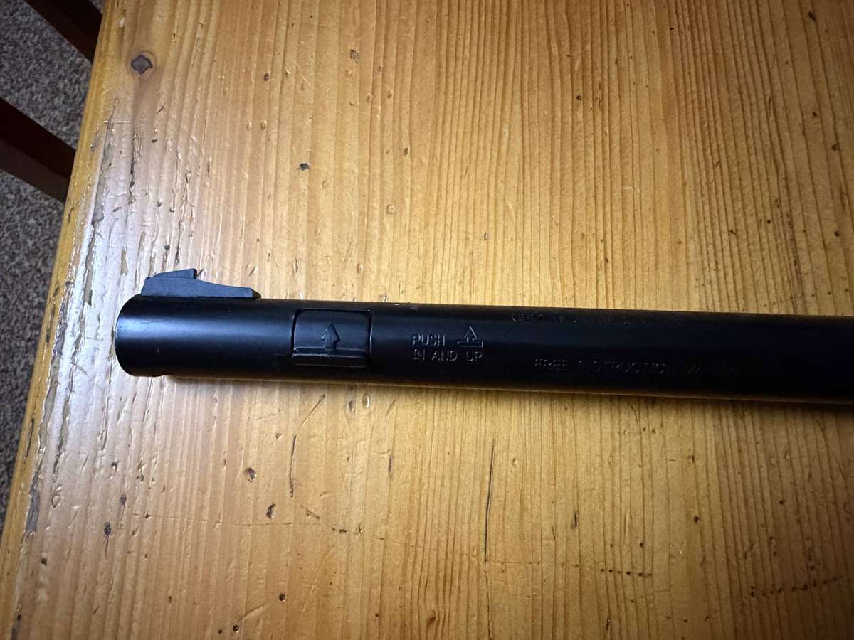 Daisy Air Rifle in excellent condition!