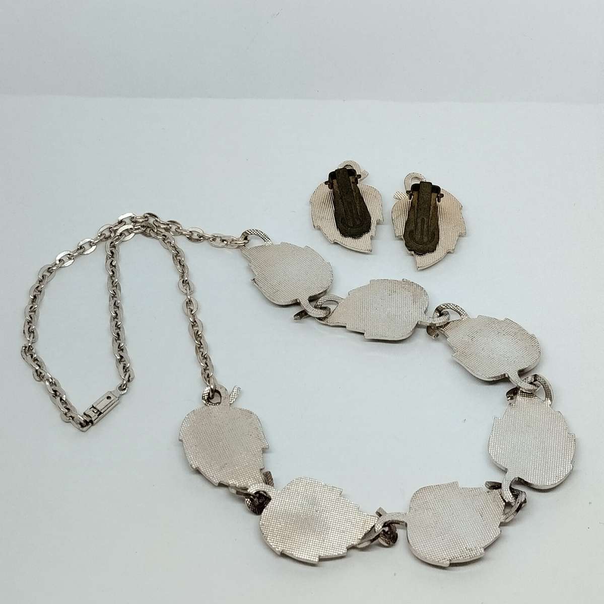 Leaf Clip On Earrings and Necklace Set #C0066