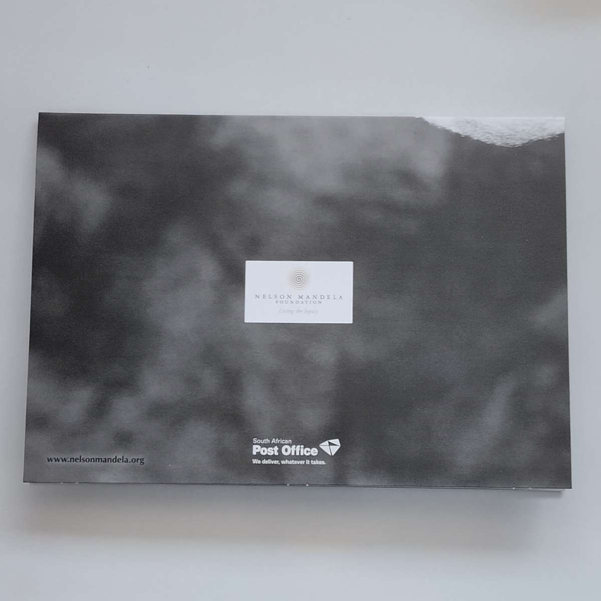 2014 Nelson Mandela Commemorative Stamp and Folder  #O0059