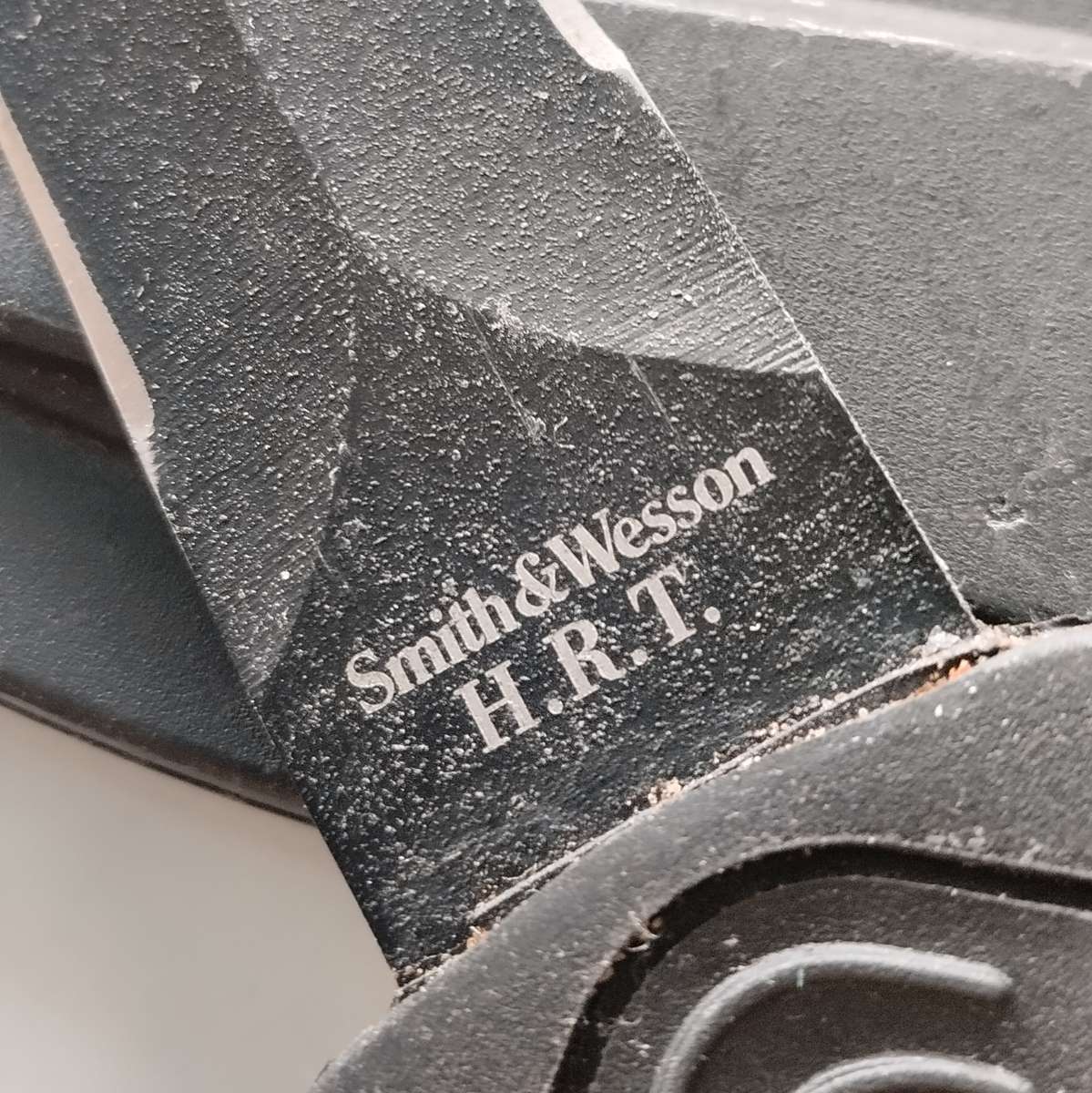 Smith & Wesson H.R.T SWHRT3 Knife with Sheath #O0079