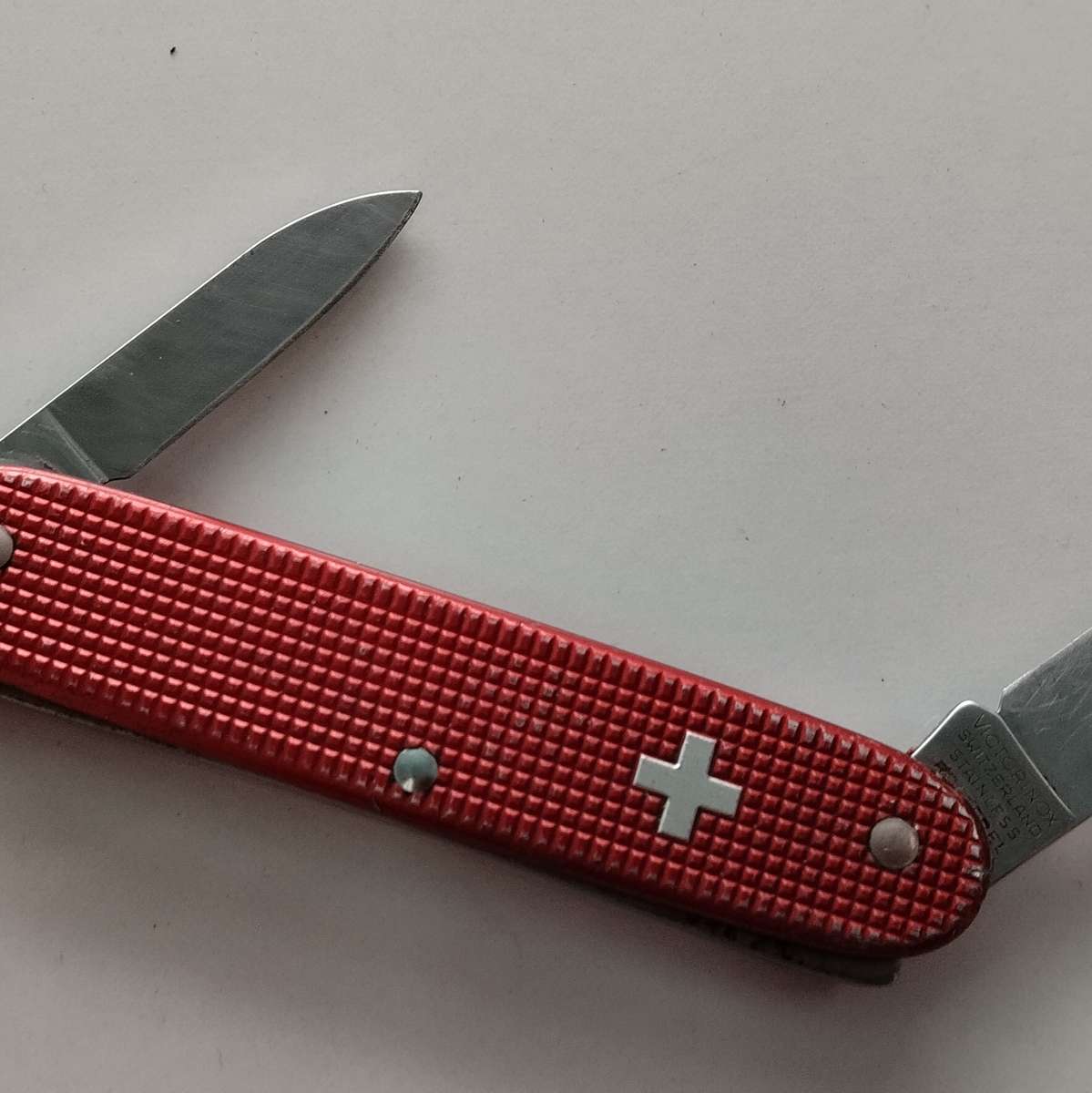 Victorinox Swiss Army Pioneer Pocket Knife #O0105