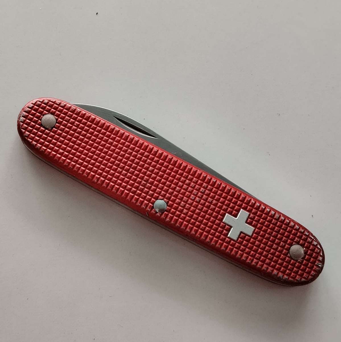 Victorinox Swiss Army Pioneer Pocket Knife #O0105