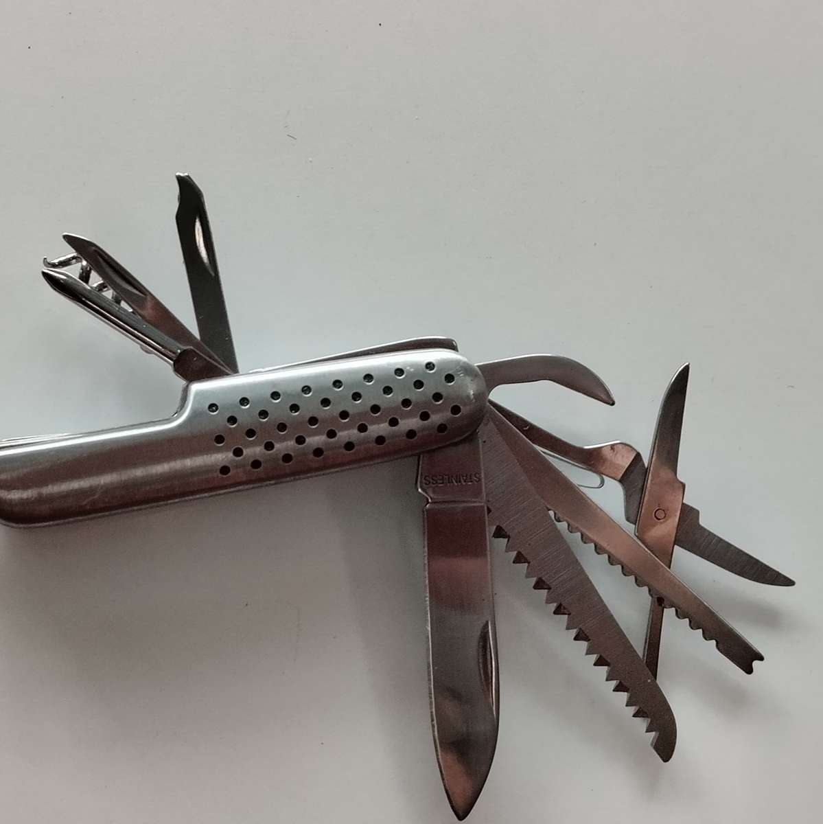 Multi-Purpose pocket knife #O0110