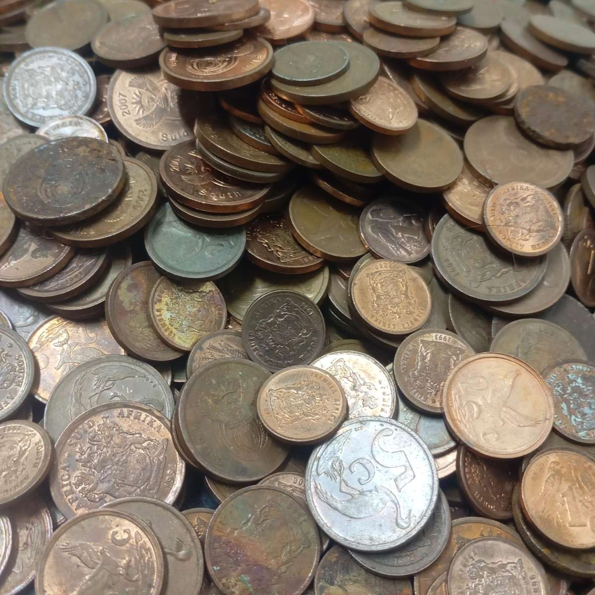 Massive 4.9kg coin lot