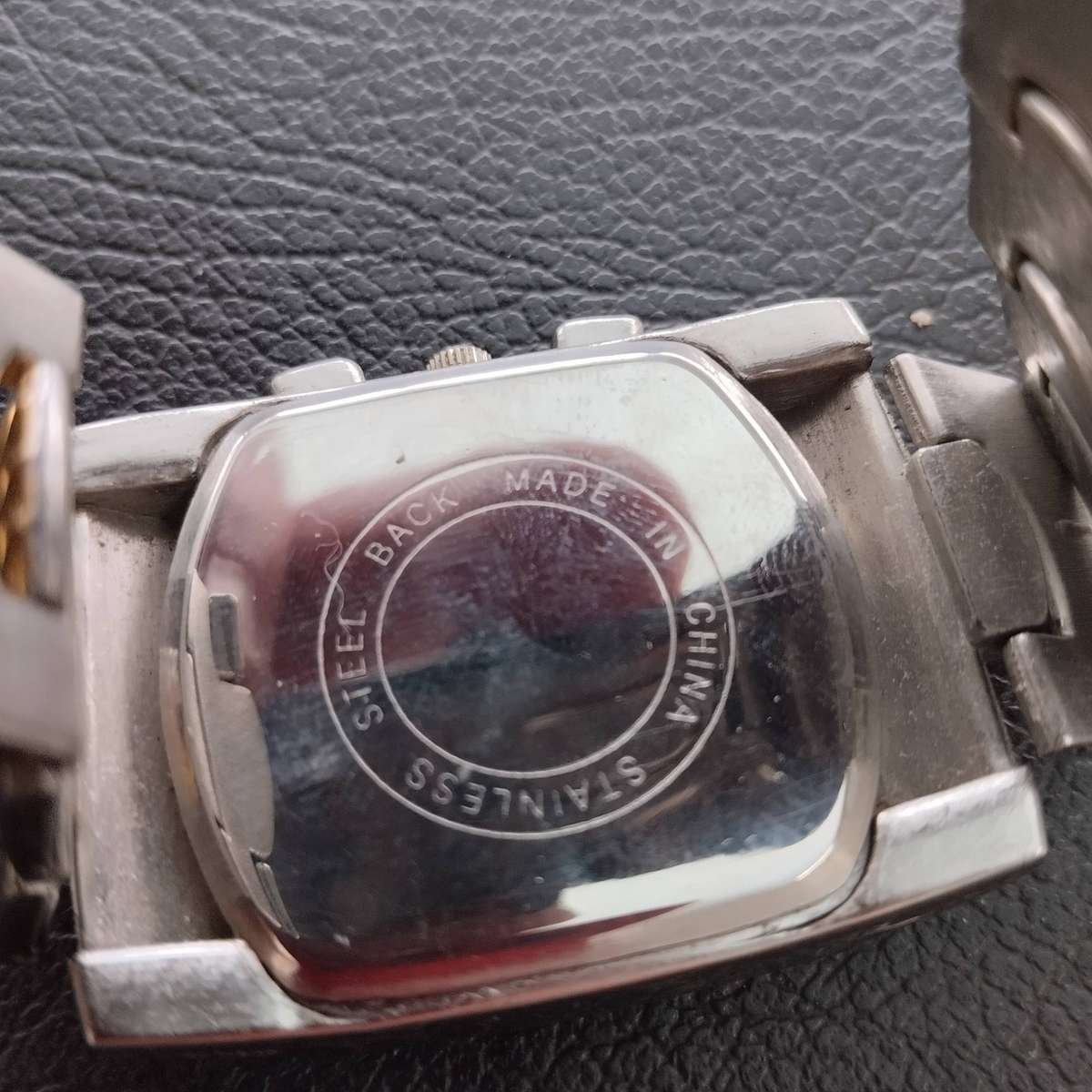 Rido Quartz Wrist Watch Working