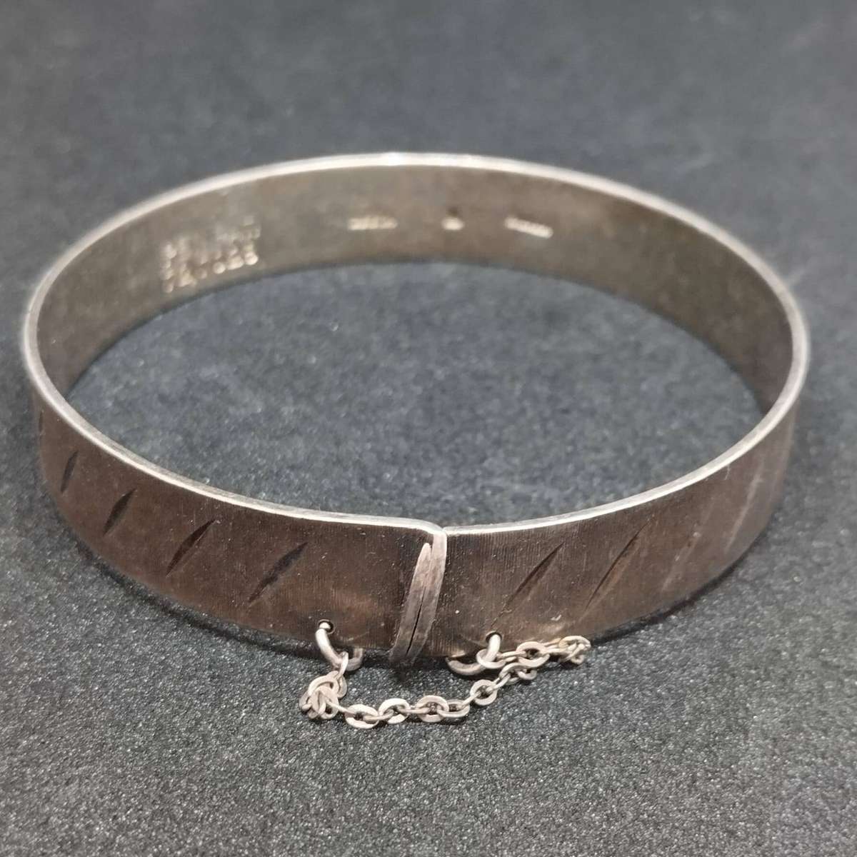 Vintage Sterling Silver Hinged Bracelet