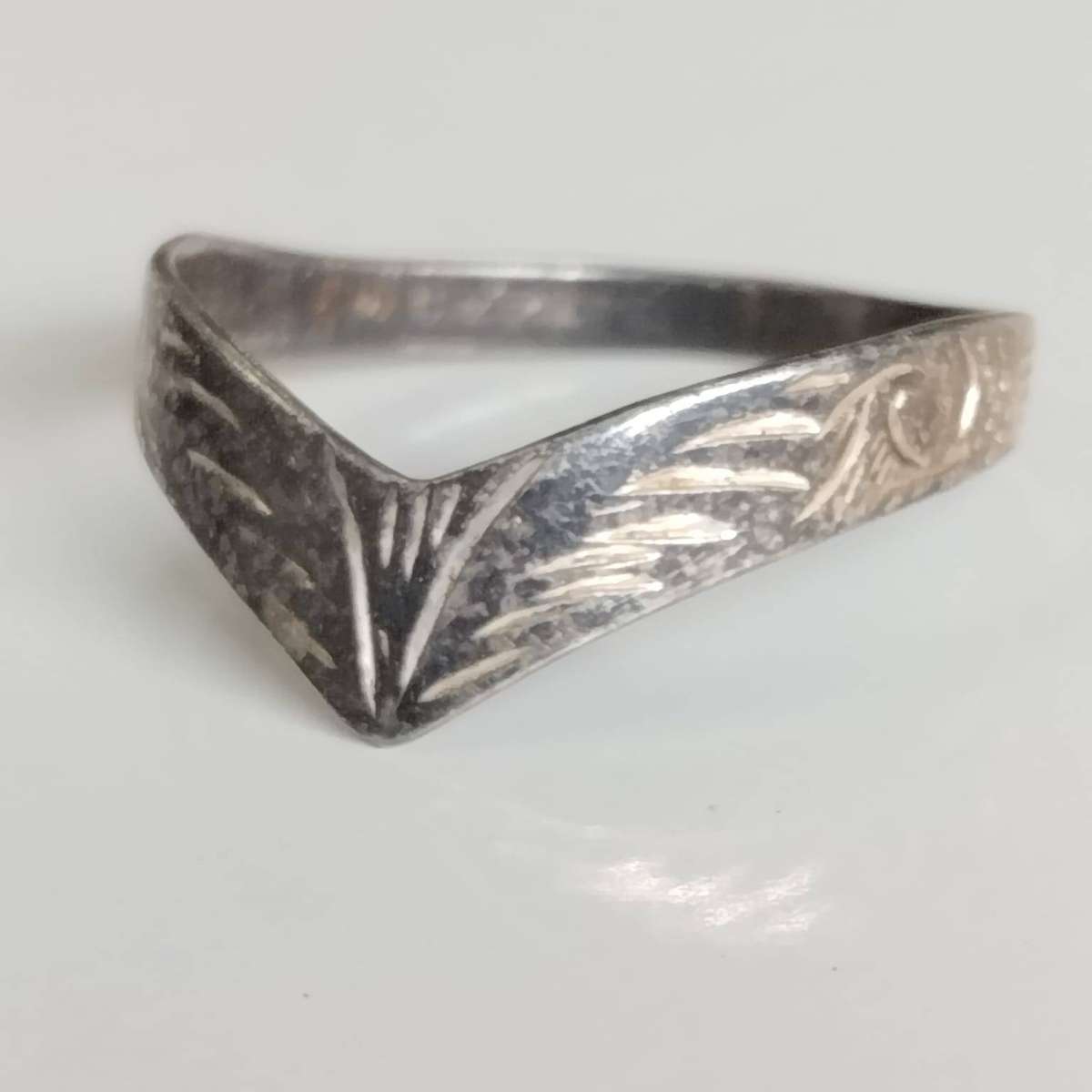 V Shaped Sterling Silver Ring #KWA008