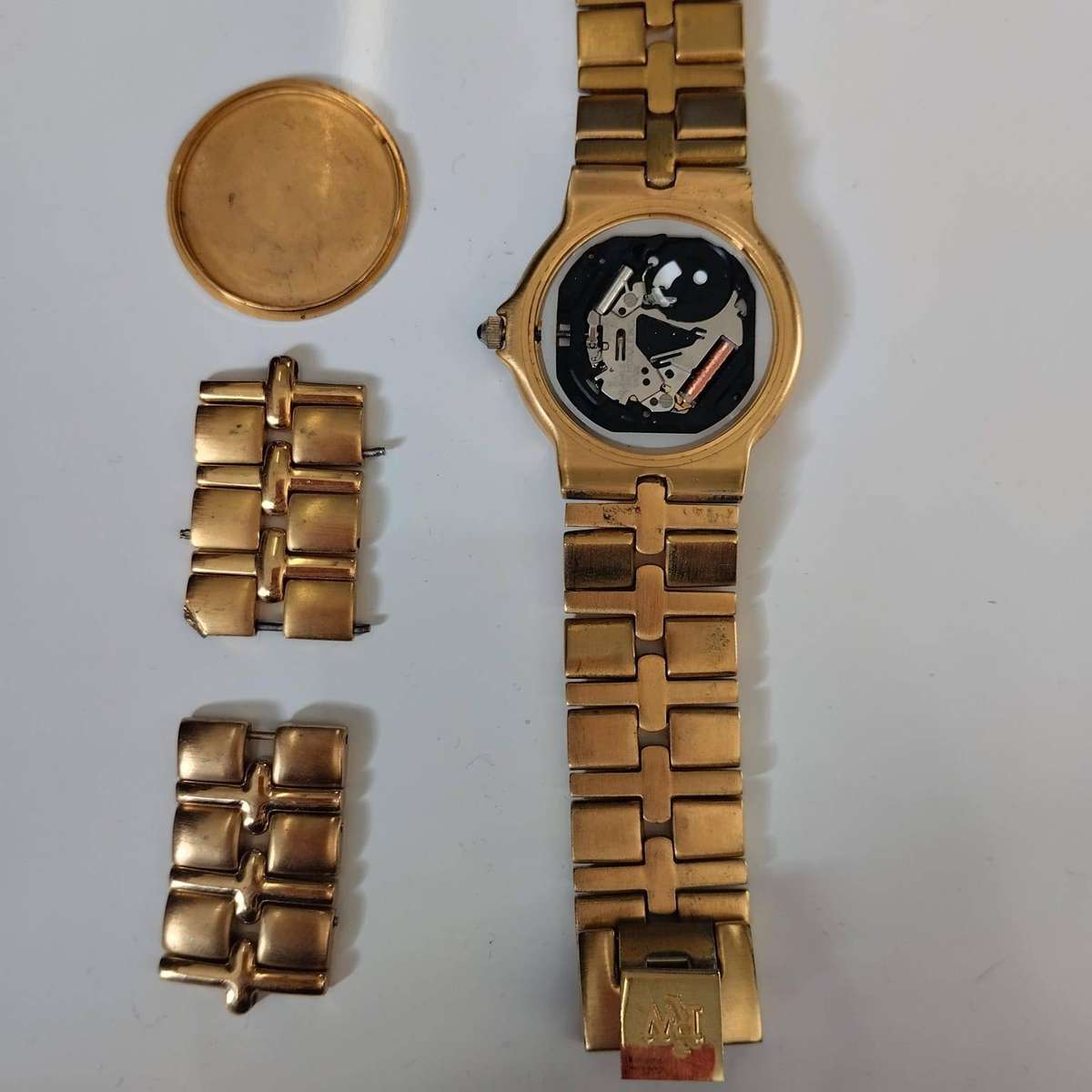Watch Lot 1 #KWA028