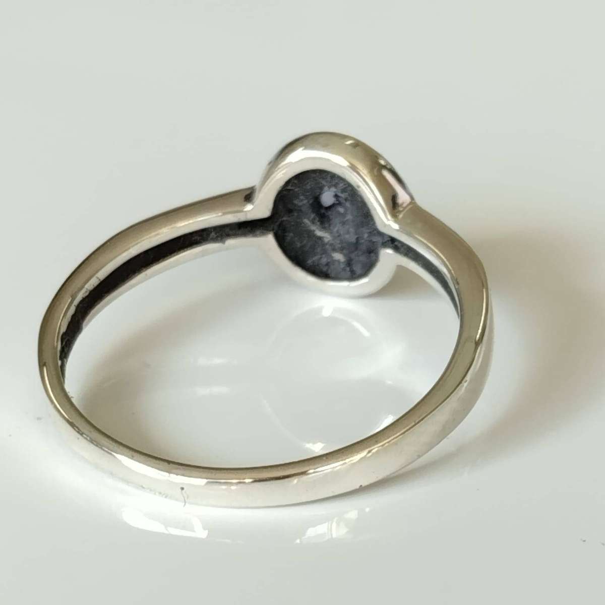 Sterling Silver Central Oval Purple Tanzanite Ring #KWA038