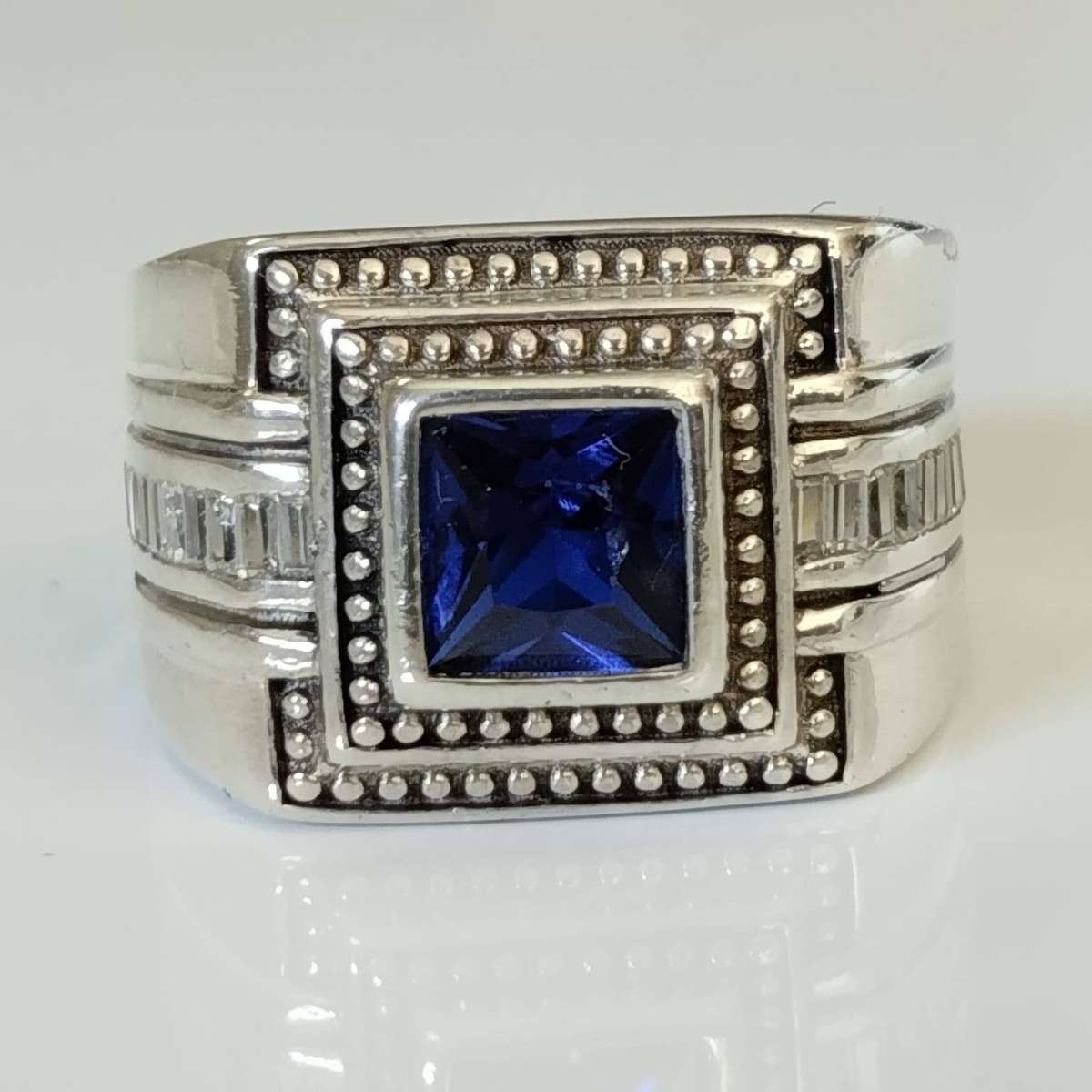 Sterling Silver Square-cut Blue Sapphire Ring