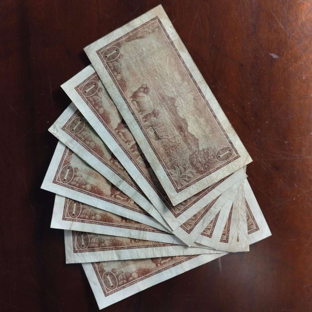 Lot of 7x One Rand Notes. T.W. de Jongh 1967. First Issue - Circulated #LT132