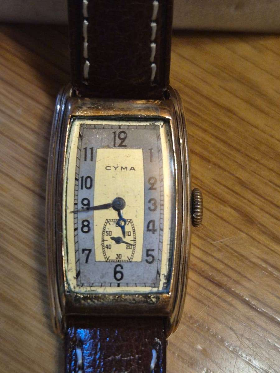 VINTAGE CYMA TANK MANUAL WIND WATCH