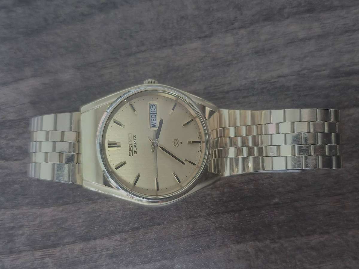 VINTAGE MEN'S SEIKO QUARTZ SQ WATCH - 7546 8320