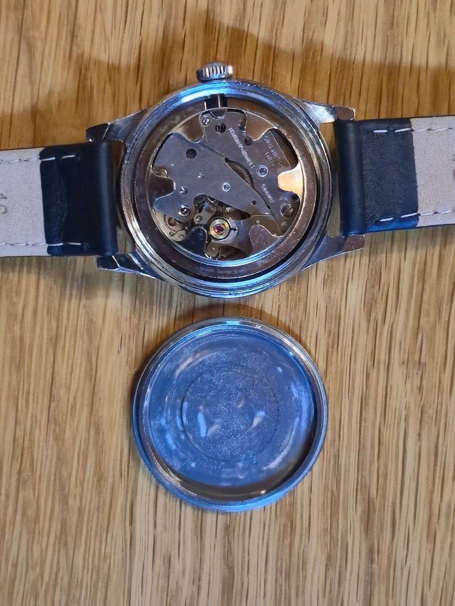 VINTAGE ORIS POINTER DATE WATCH - BLACK DIAL