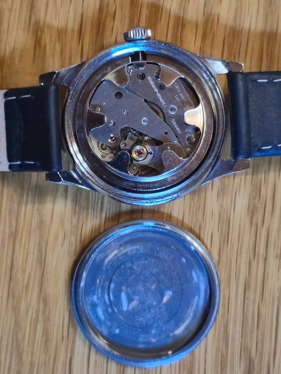 VINTAGE ORIS POINTER DATE WATCH - BLACK DIAL
