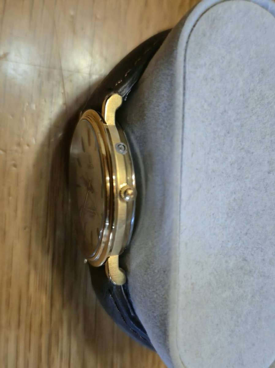 Omega Constellation Chronometer Quartz Date 198.0126 - Rare Dial