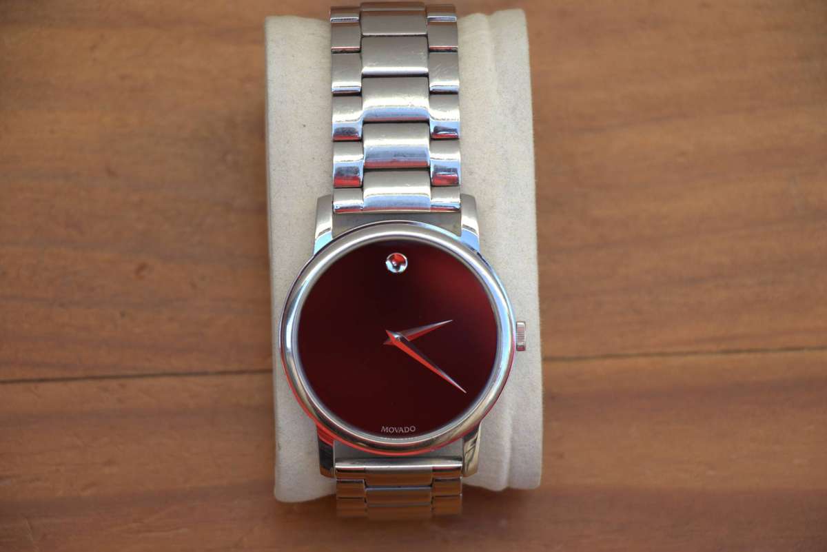 MOVADO MUSEUM CLASSIC MENS WATCH 2100014